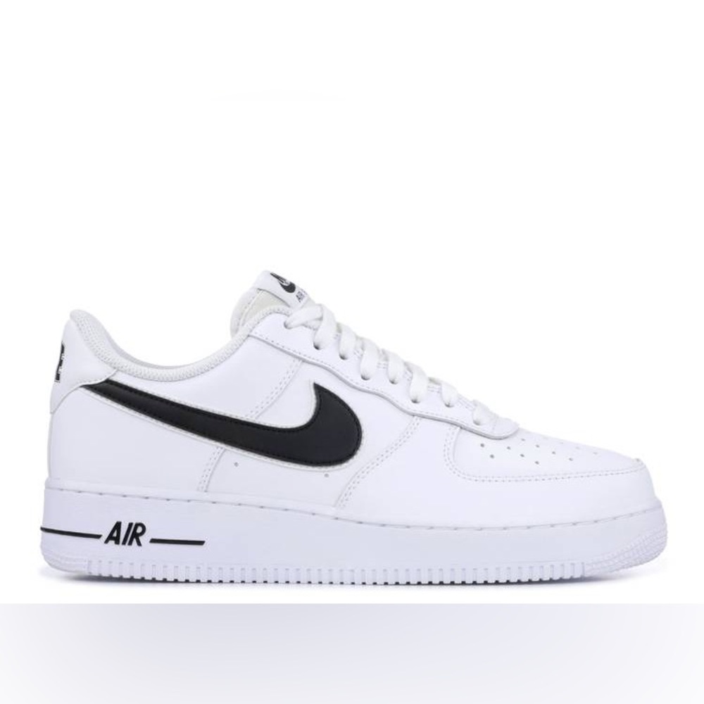 Nike Air Force 1 W Box .